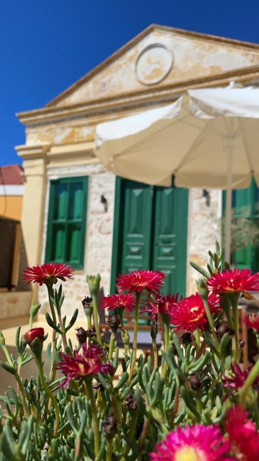 Hypate, Traditional Island Cottage Chalki Town Buitenkant foto